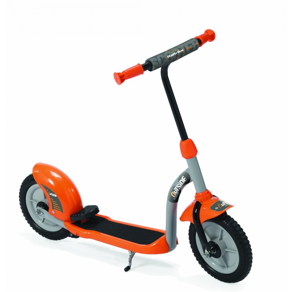 Italtrike Outside Scooter